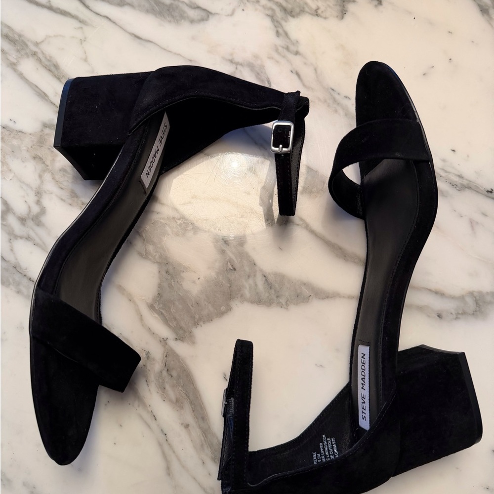 Steve Madden Black Suede Block Heel Sandals